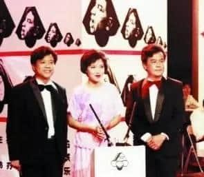 最好睇嘅广东综艺节目,喺你出世之前就已经上演…… 最好睇嘅广东综艺节目,喺你出世之前就已经上演……