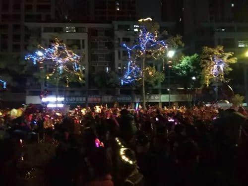 原来“行通济”,即系人人攞住风车嘅体育西 原来“行通济”,即系人人攞住风车嘅体育西