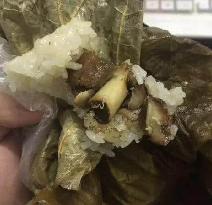 人生就好似拆糯米鸡咁,你永远唔知入边系咩 人生就好似拆糯米鸡咁,你永远唔知入边系咩