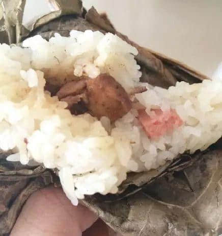 人生就好似拆糯米鸡咁,你永远唔知入边系咩 人生就好似拆糯米鸡咁,你永远唔知入边系咩