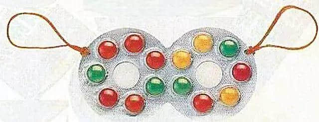 那些年士多架上嘅「口立湿」 那些年士多架上嘅「口立湿」