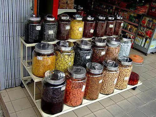 那些年士多架上嘅「口立湿」 那些年士多架上嘅「口立湿」