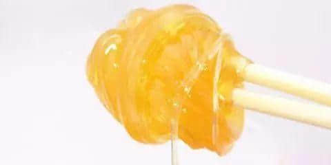 那些年士多架上嘅「口立湿」 那些年士多架上嘅「口立湿」