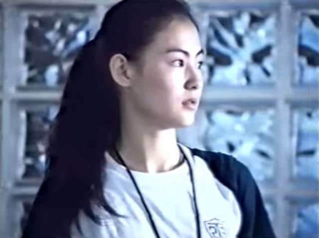 “乜咁啱嘅”,原来我哋都系睇「阳光柠檬茶」广告长大 “乜咁啱嘅”,原来我哋都系睇「阳光柠檬茶」广告长大