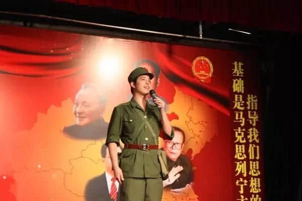 见到“K房人渣”,你会唔会郁手? 见到“K房人渣”,你会唔会郁手?