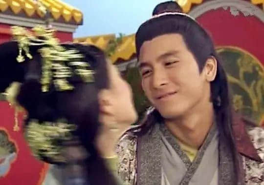 据说16年前每一个温暖屋企,都睇过皆大欢喜 据说16年前每一个温暖屋企,都睇过皆大欢喜