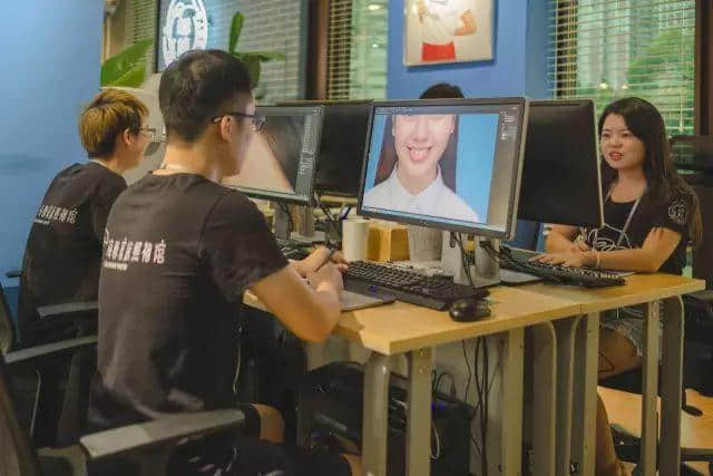 一百几年前,广东人去照相馆影相要使几钱? 一百几年前,广东人去照相馆影相要使几钱?