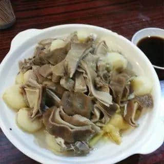 一碗汤渣,睇得出你属唔属于呢个家 一碗汤渣,睇得出你属唔属于呢个家