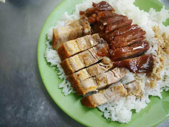 碟头饭:穷人嘅恩物,平民嘅浪漫 碟头饭:穷人嘅恩物,平民嘅浪漫