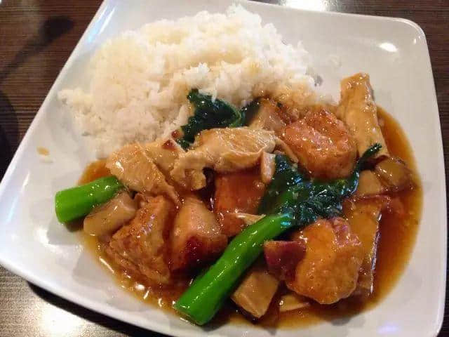 碟头饭:穷人嘅恩物,平民嘅浪漫 碟头饭:穷人嘅恩物,平民嘅浪漫