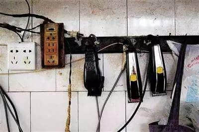 飞发3蚊嗰时,你几多岁? 飞发3蚊嗰时,你几多岁?