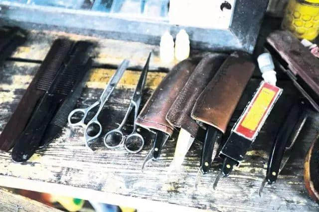 飞发3蚊嗰时,你几多岁? 飞发3蚊嗰时,你几多岁?