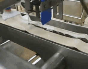 打开士多雪柜,你第一个攞起嘅雪糕系咩? 打开士多雪柜,你第一个攞起嘅雪糕系咩?