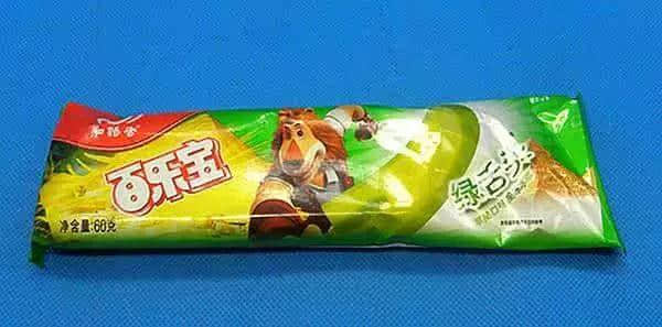 打开士多雪柜,你第一个攞起嘅雪糕系咩? 打开士多雪柜,你第一个攞起嘅雪糕系咩?