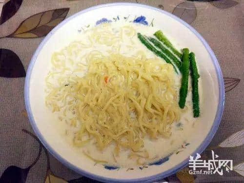 广东人最大成就:将两蚊即食面煮成三星米其林 广东人最大成就:将两蚊即食面煮成三星米其林