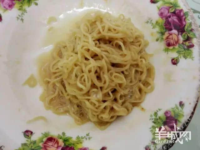 广东人最大成就:将两蚊即食面煮成三星米其林 广东人最大成就:将两蚊即食面煮成三星米其林