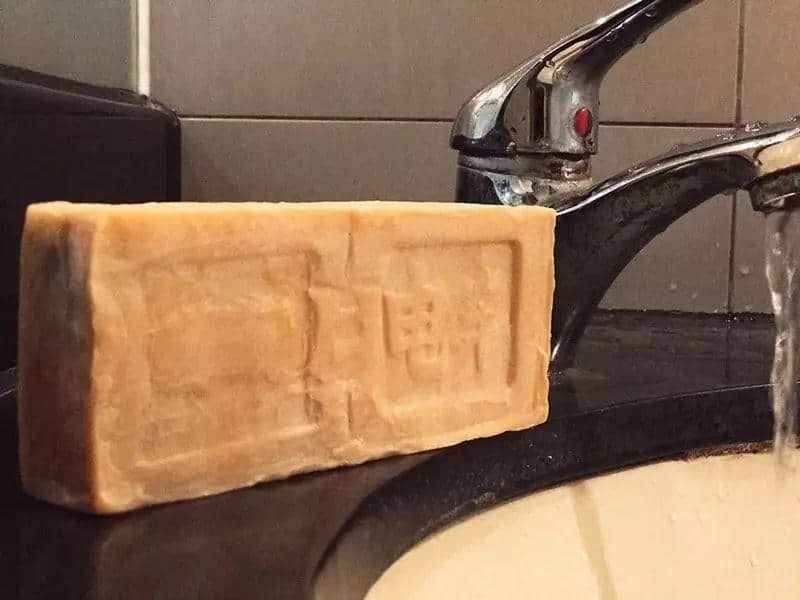 iPhone X 咁大嚿嘅番枧,广州人可以用足40年 iPhone X 咁大嚿嘅番枧,广州人可以用足40年