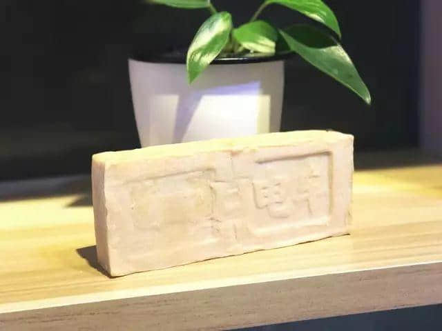 iPhone X 咁大嚿嘅番枧,广州人可以用足40年 iPhone X 咁大嚿嘅番枧,广州人可以用足40年