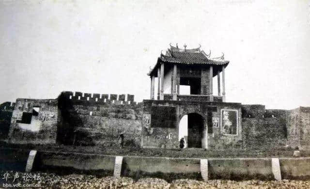 粤俗悦画:点解学师仔最怕二伯父? 粤俗悦画:点解学师仔最怕二伯父?