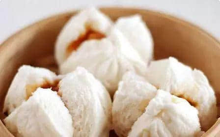 粤俗悦画:卖大包 粤俗悦画:卖大包