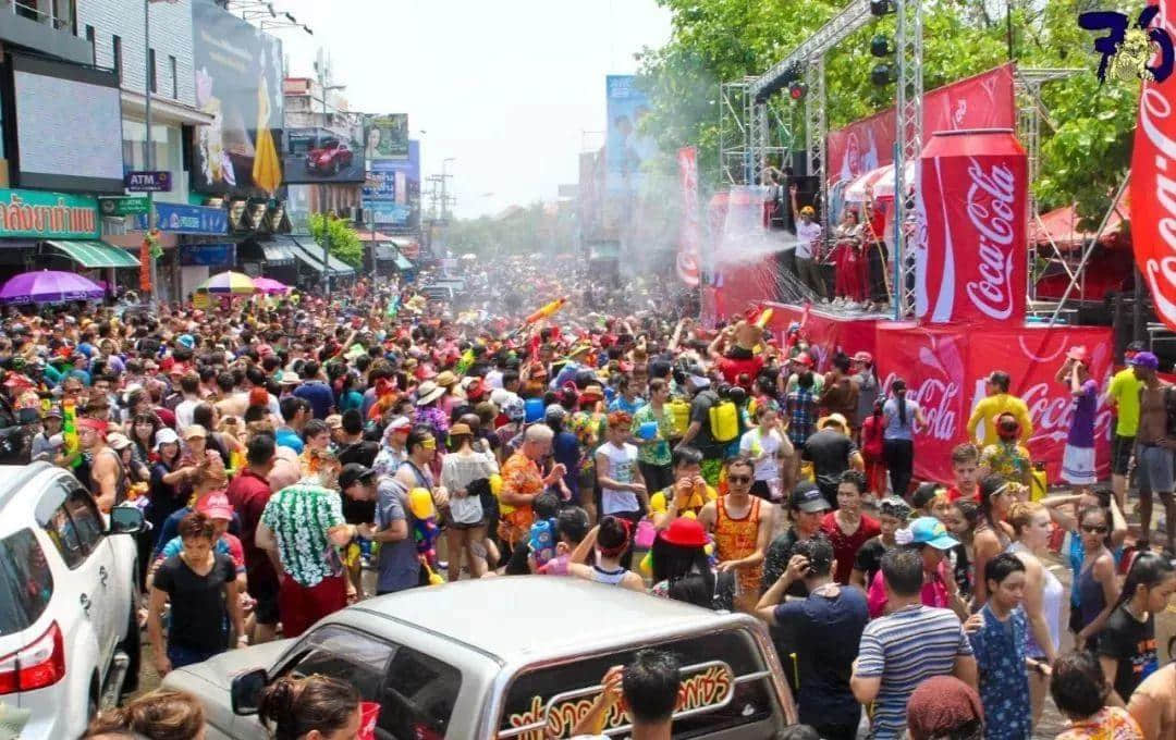 你有一份“湿身指南”等待领取 你有一份“湿身指南”等待领取