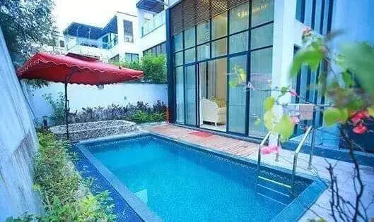 人均88元承包高颜值别墅！泡温泉+烧烤+麻将+唱k+开趴…2天1夜high翻天！