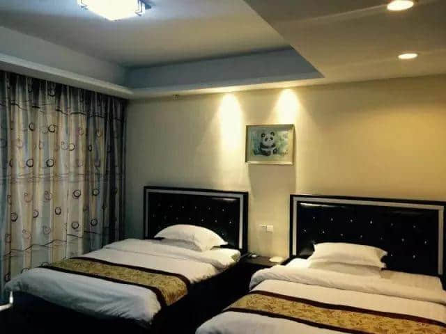 人均88元承包高颜值别墅！泡温泉+烧烤+麻将+唱k+开趴…2天1夜high翻天！