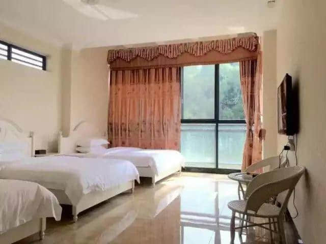 人均88元承包高颜值别墅！泡温泉+烧烤+麻将+唱k+开趴…2天1夜high翻天！