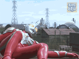 过气网红超人迪迦,现今竟沦落到靠表情包上位 过气网红超人迪迦,现今竟沦落到靠表情包上位