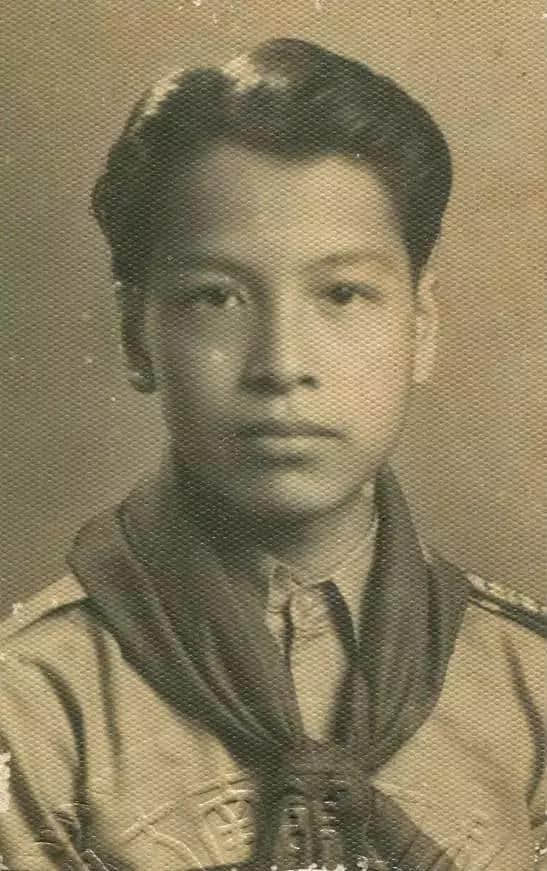 我系十足十嘅广州人,广州话系我嘅生产工具 我系十足十嘅广州人,广州话系我嘅生产工具