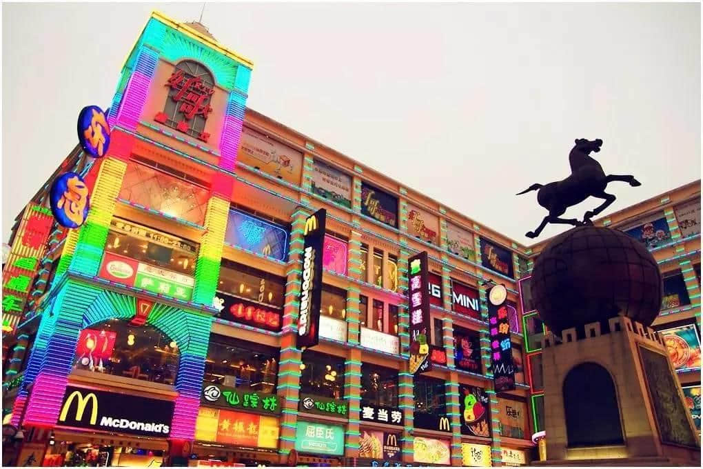 “为食猫”同“吃货”最大嘅唔同系在于境界 “为食猫”同“吃货”最大嘅唔同系在于境界