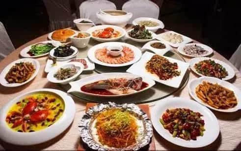 “为食猫”同“吃货”最大嘅唔同系在于境界 “为食猫”同“吃货”最大嘅唔同系在于境界