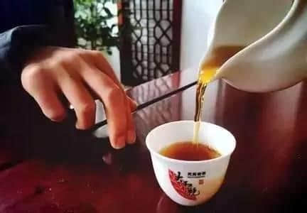 “为食猫”同“吃货”最大嘅唔同系在于境界 “为食猫”同“吃货”最大嘅唔同系在于境界