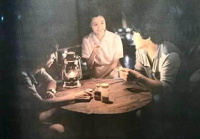 呢部系最早期嘅关于广州青年嘅电影,100%取景于广州! 呢部系最早期嘅关于广州青年嘅电影,100%取景于广州!