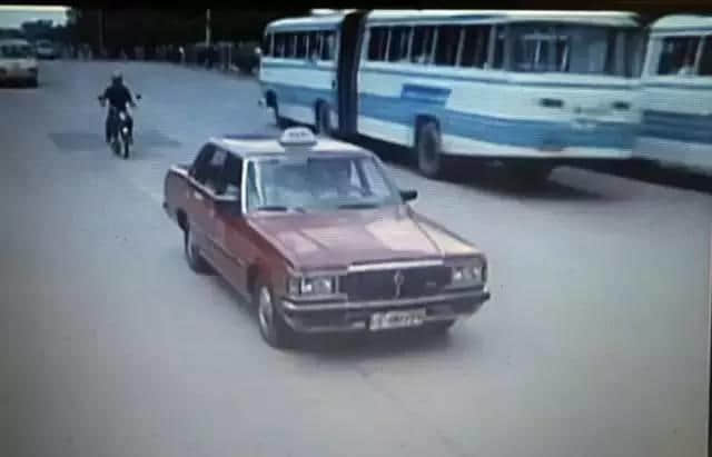 呢部系最早期嘅关于广州青年嘅电影,100%取景于广州! 呢部系最早期嘅关于广州青年嘅电影,100%取景于广州!