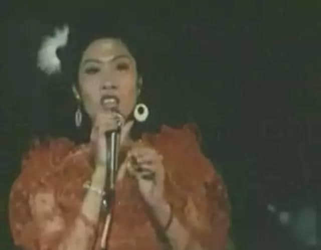 呢部系最早期嘅关于广州青年嘅电影,100%取景于广州! 呢部系最早期嘅关于广州青年嘅电影,100%取景于广州!