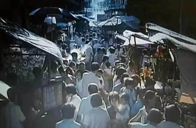 呢部系最早期嘅关于广州青年嘅电影,100%取景于广州! 呢部系最早期嘅关于广州青年嘅电影,100%取景于广州!