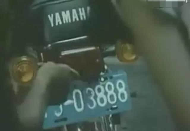 呢部系最早期嘅关于广州青年嘅电影,100%取景于广州! 呢部系最早期嘅关于广州青年嘅电影,100%取景于广州!