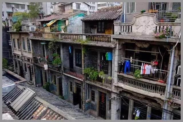 没落嘅唔单止系西关大屋时代,仲有背后嘅故事…… 没落嘅唔单止系西关大屋时代,仲有背后嘅故事……