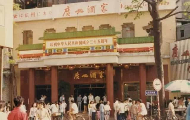 广州10大传奇早餐档，排1个钟都未必买到！