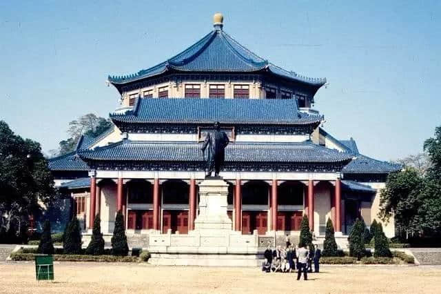 一九八四 · 我想睇睇当时嘅广州