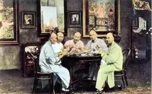 以前老广嘅夜茶同依家嘅宵夜有乜区别? 以前老广嘅夜茶同依家嘅宵夜有乜区别?