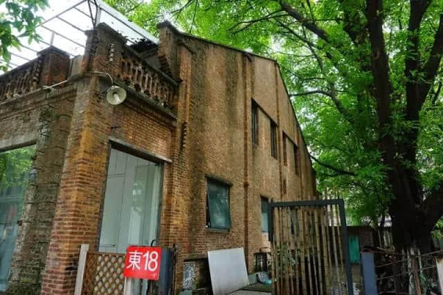 呢条路嘅出现改变咗好多广州人嘅一生…… 呢条路嘅出现改变咗好多广州人嘅一生……