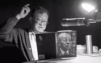 “讲古大师”林兆明年轻时扮演369嘅珍贵影像,你睇过未? “讲古大师”林兆明年轻时扮演369嘅珍贵影像,你睇过未?