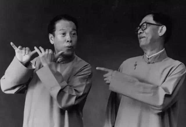 “讲古大师”林兆明年轻时扮演369嘅珍贵影像,你睇过未? “讲古大师”林兆明年轻时扮演369嘅珍贵影像,你睇过未?