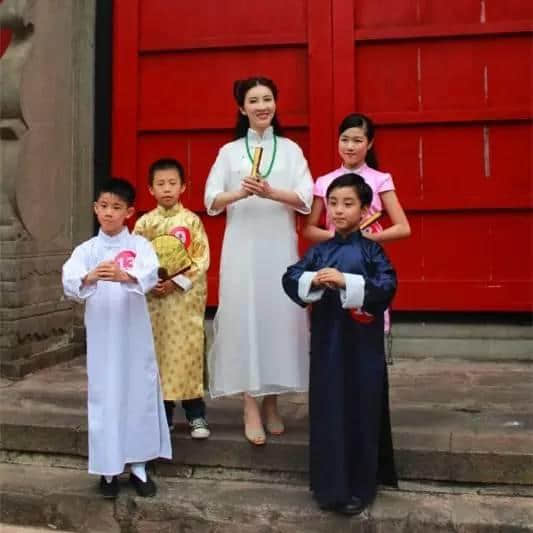 听细路仔讲古系一种点样嘅体验?马上选出你心目中嘅岭南小古王! 听细路仔讲古系一种点样嘅体验?马上选出你心目中嘅岭南小古王!