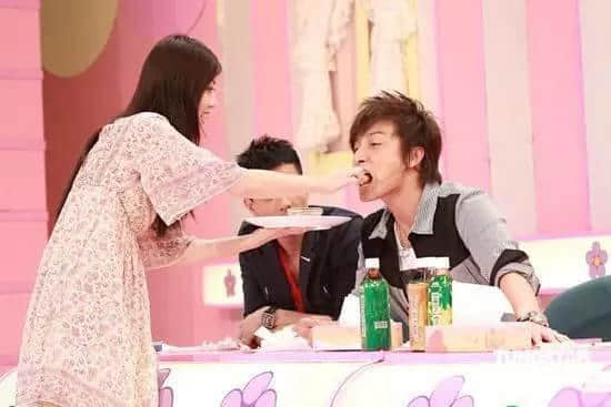 那些年风靡省港澳嘅综艺节目,青春仿佛因我看你开始! 那些年风靡省港澳嘅综艺节目,青春仿佛因我看你开始!