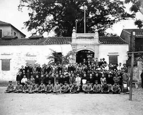 从绿林到市长:叱咤一时嘅河南皇帝 从绿林到市长:叱咤一时嘅河南皇帝