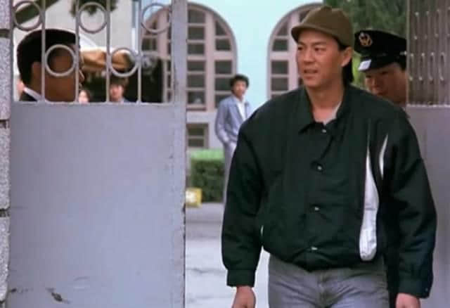 当周润发仲系票房毒药,吴宇森仲未摞最佳导演,呢部电影成就咗佢哋…… 当周润发仲系票房毒药,吴宇森仲未摞最佳导演,呢部电影成就咗佢哋……