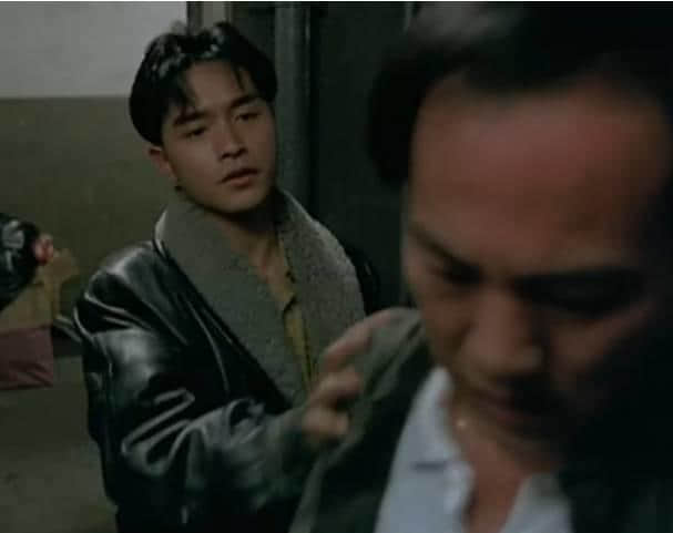 当周润发仲系票房毒药,吴宇森仲未摞最佳导演,呢部电影成就咗佢哋…… 当周润发仲系票房毒药,吴宇森仲未摞最佳导演,呢部电影成就咗佢哋……